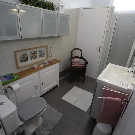 Le Du Moulin Apartment *